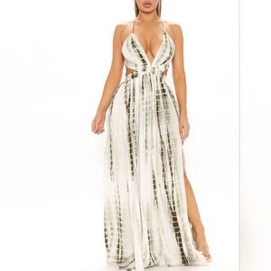 Fashion Nova Carlina Tie Dye Maxi Dress - Hunter New Size: Medium
